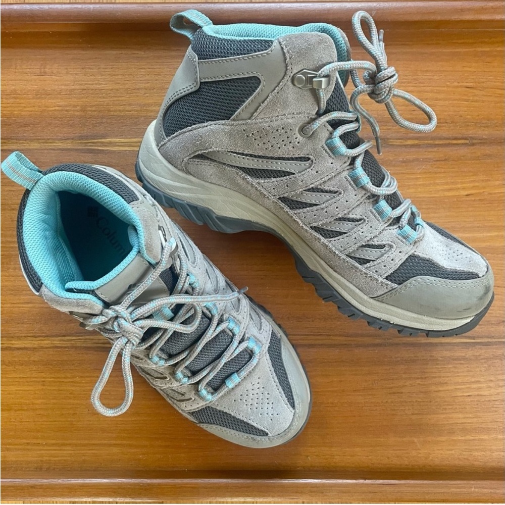 Columbia Crestwood Mid Top Women's Hiking/Trail Shoe